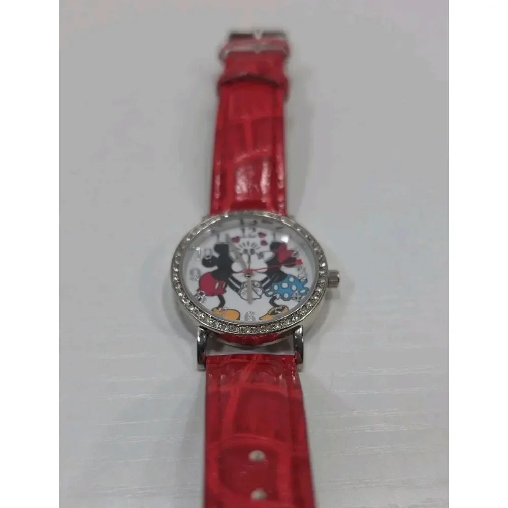 Disney Mickey and Minnie Kissing Watch Jeweled Bezel MCK1268 New Battery W253